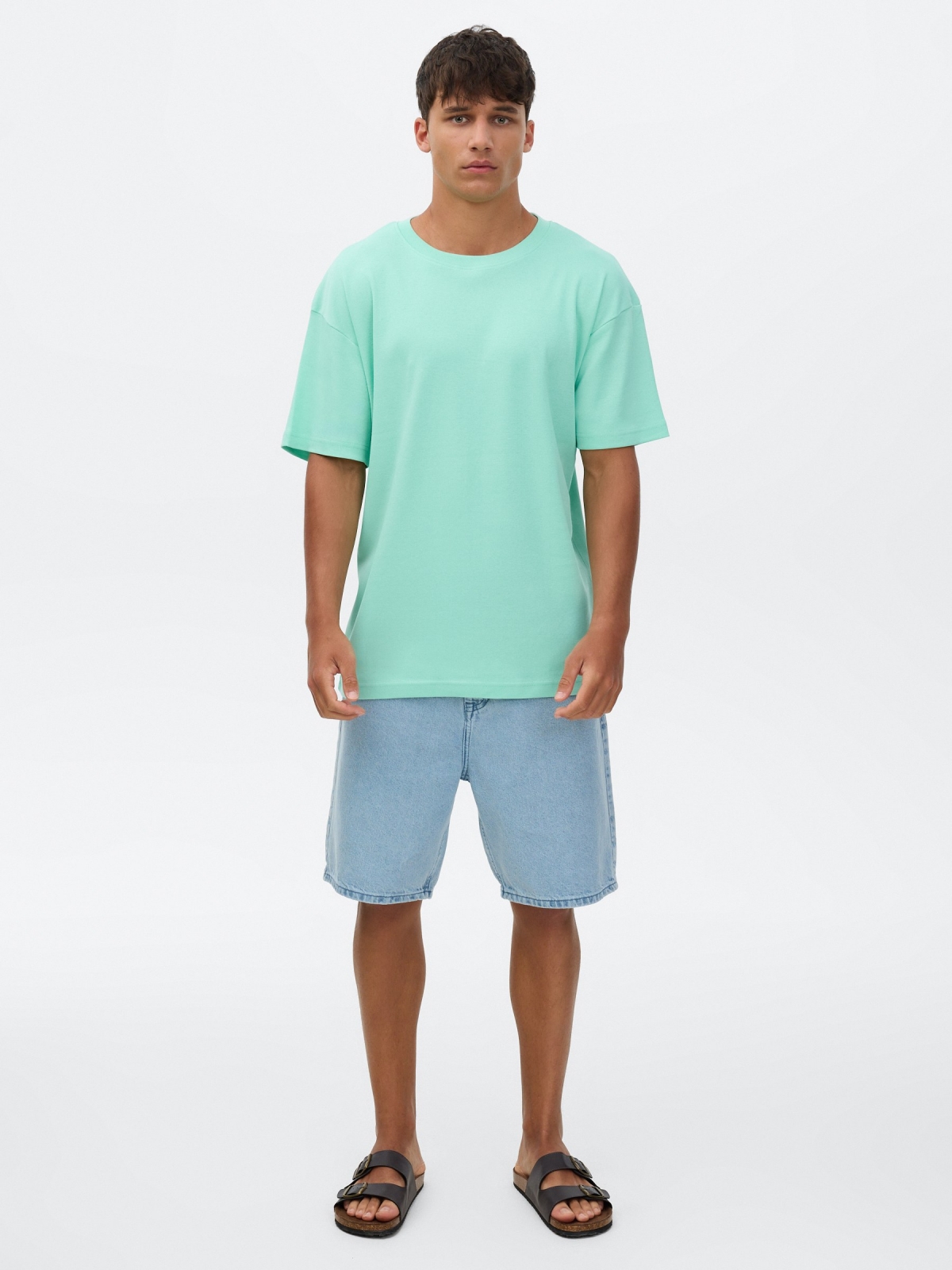Camiseta básica de gola redonda verde mar vista geral frontal