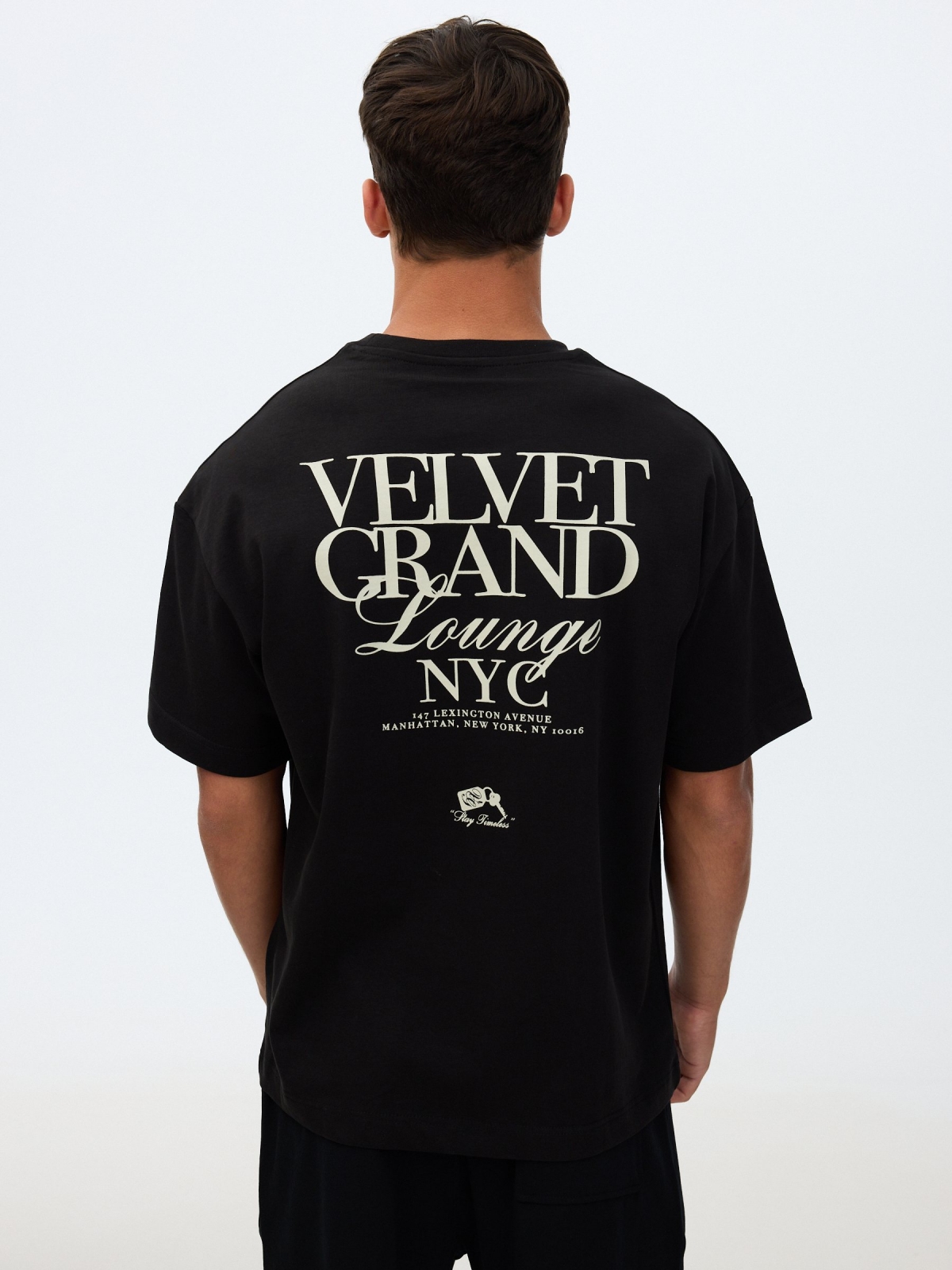 T-shirt stay timeless black middle back view