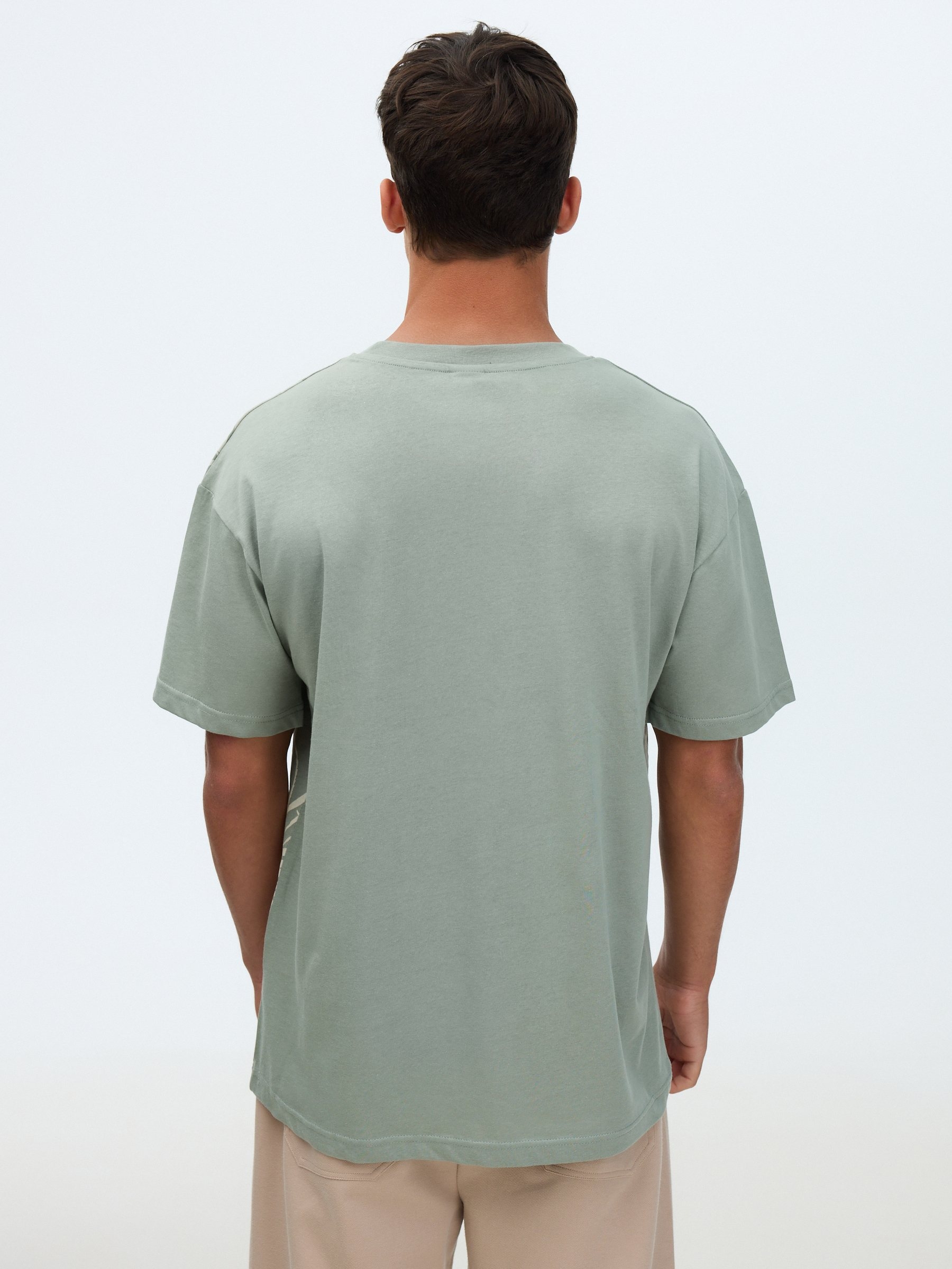 Camiseta Desert verde vista meia frontal
