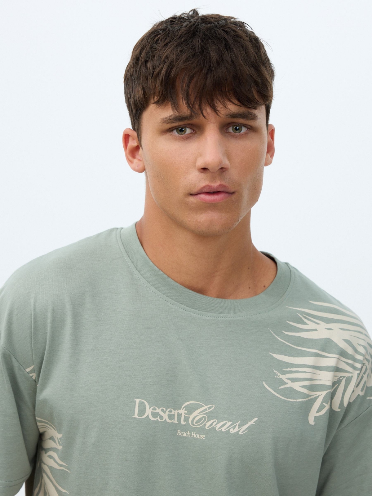Camiseta Desert verde vista detalhe