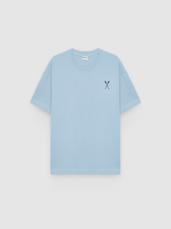  Camiseta com detalhe minimalista azul claro vista frontal