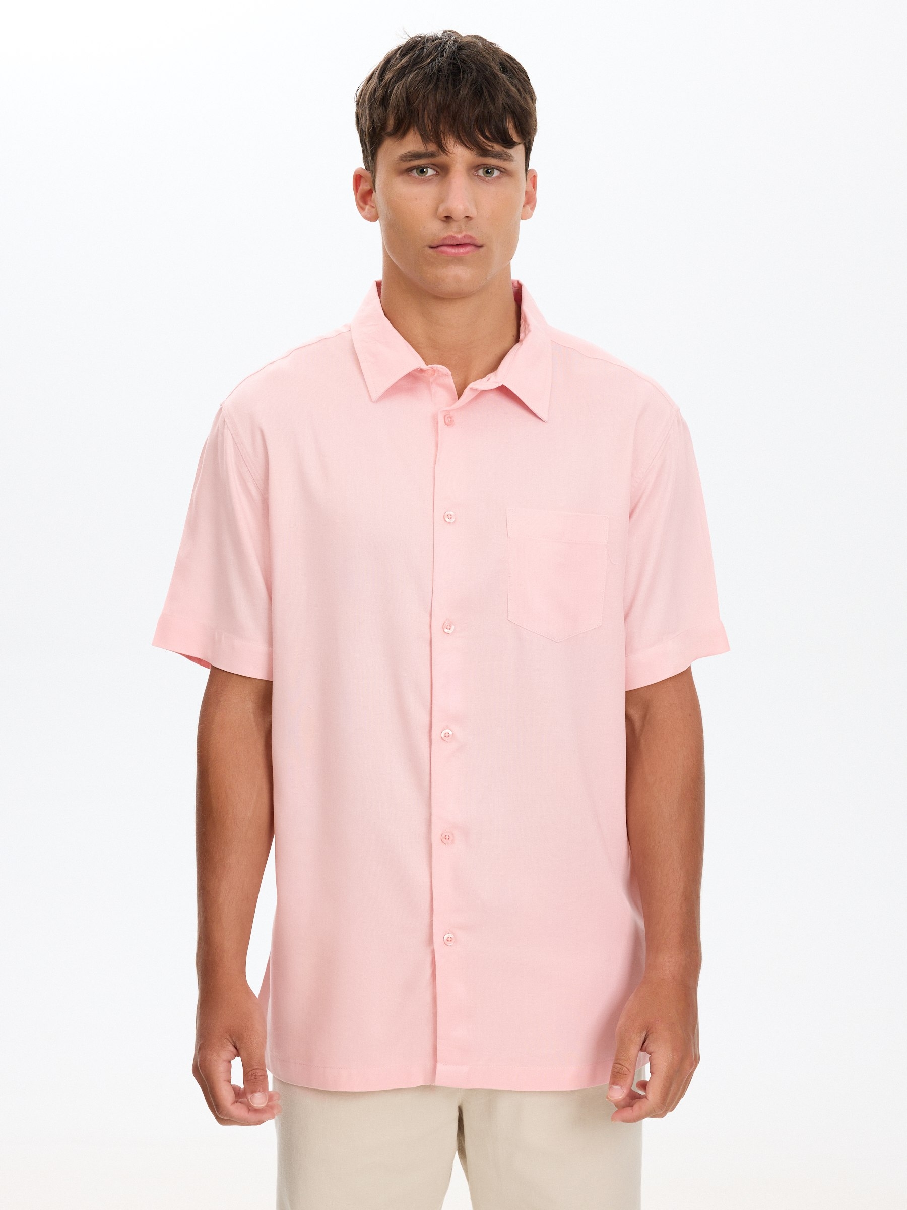 Camisa de linho slim rosa vista meia frontal