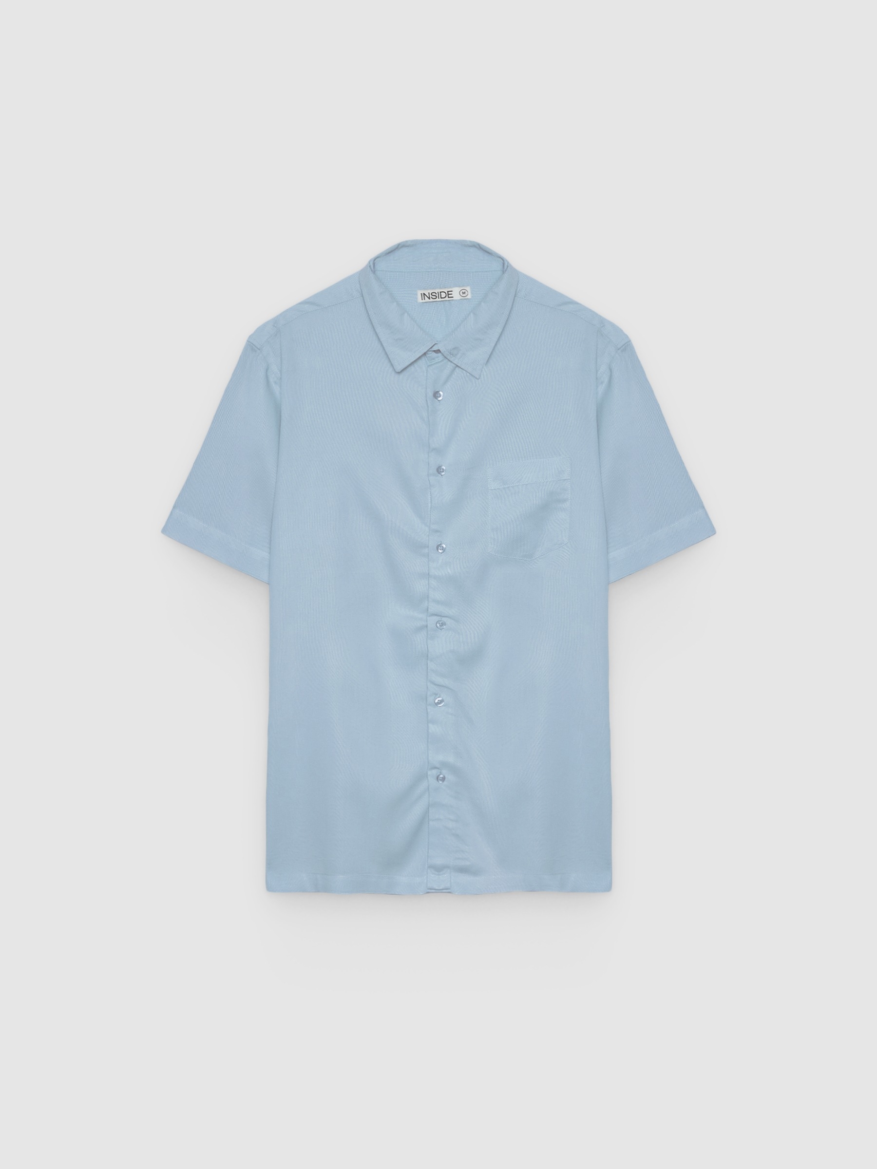Short-sleeve linen shirt sky blue middle front view