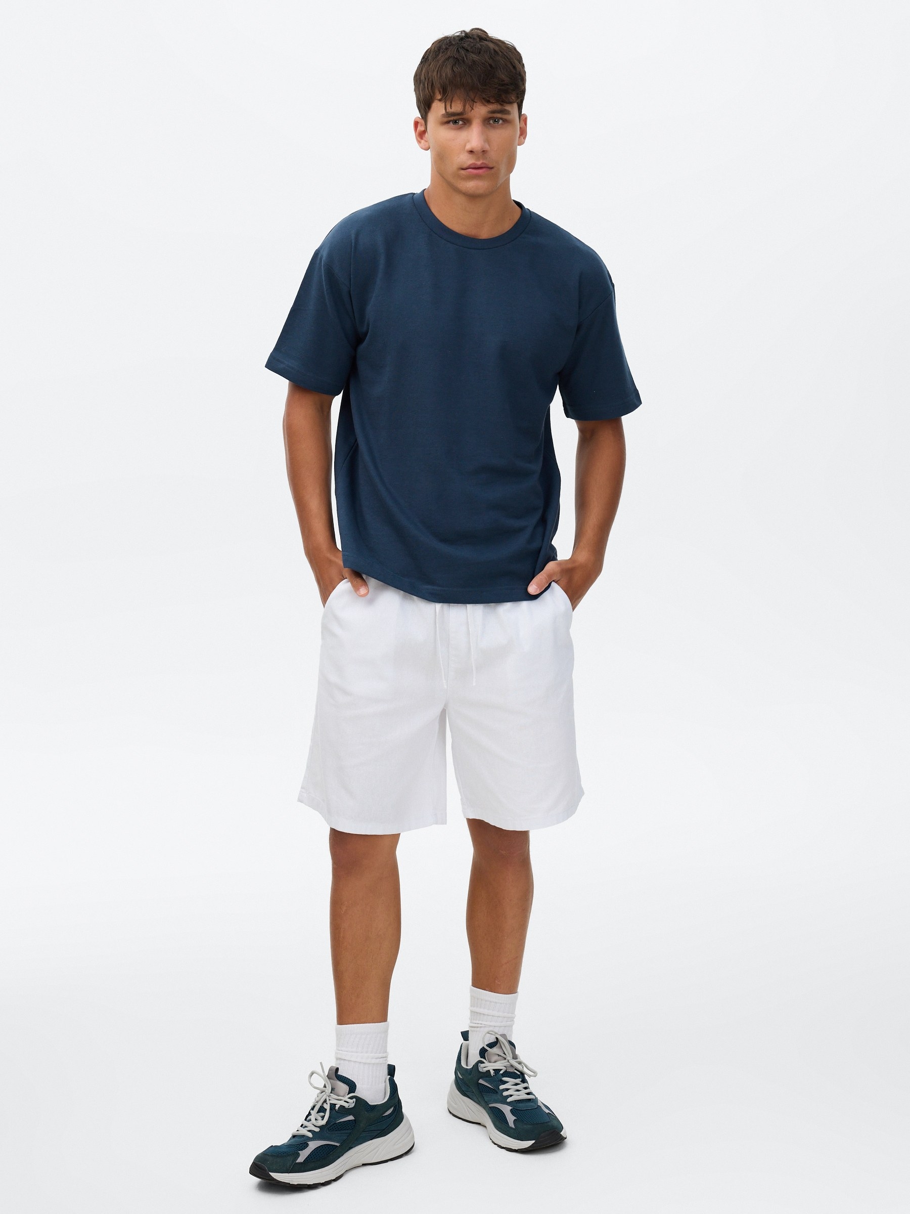 Bermuda cargo jogger lino blanco vista media frontal