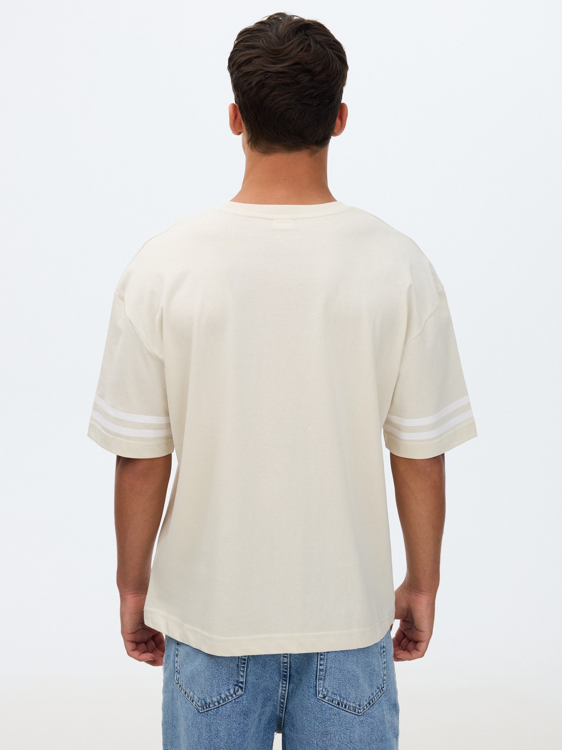 Printed T-shirt 67 raw middle front view