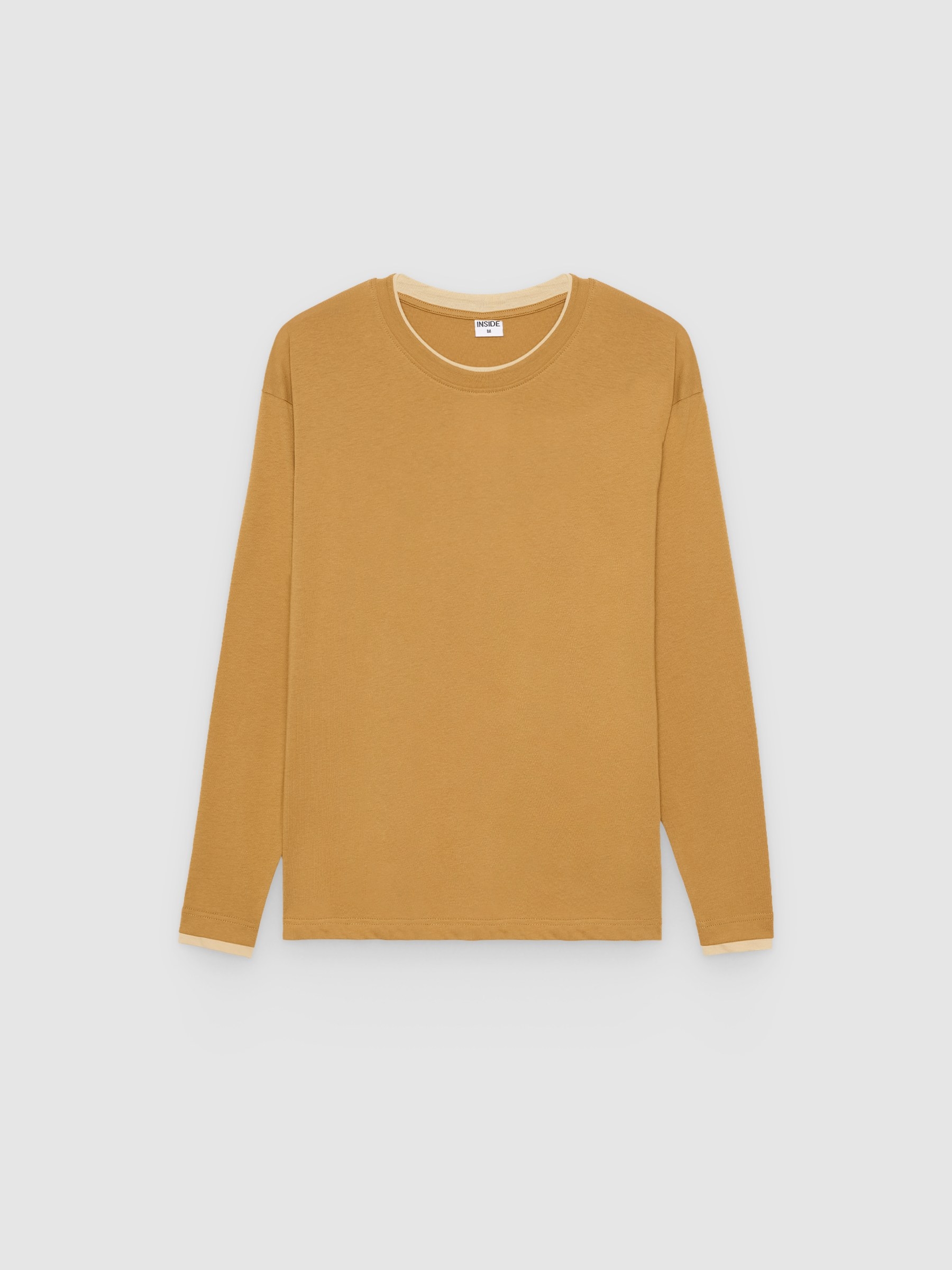 Long-sleeved shirt black middle front view