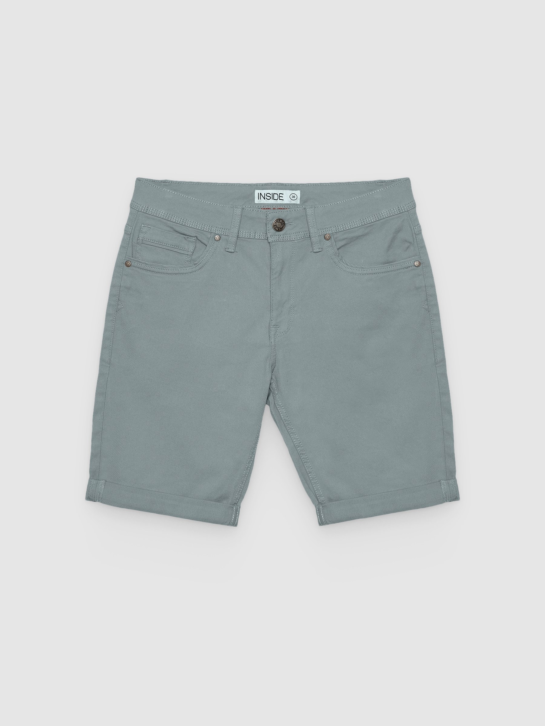 Bermuda slim gabardina gris vista media frontal