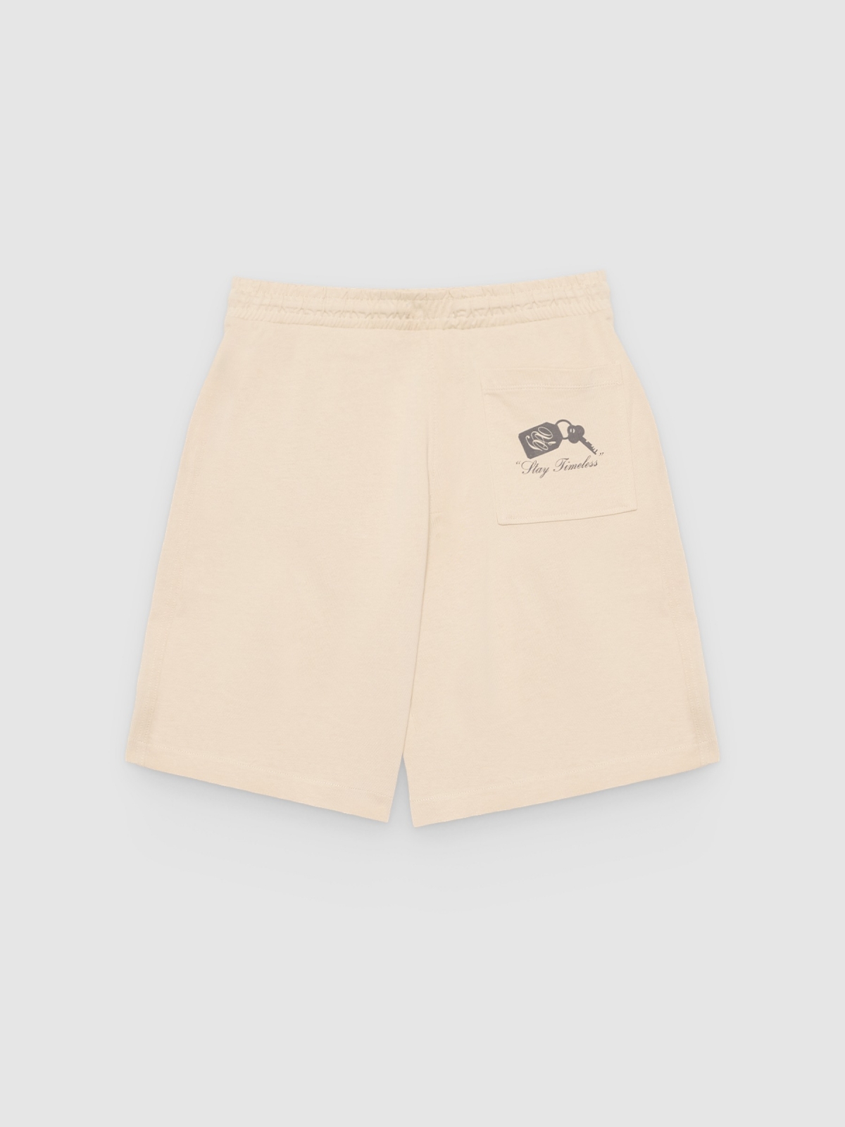 Bermuda jogger felpa crudo vista trasera