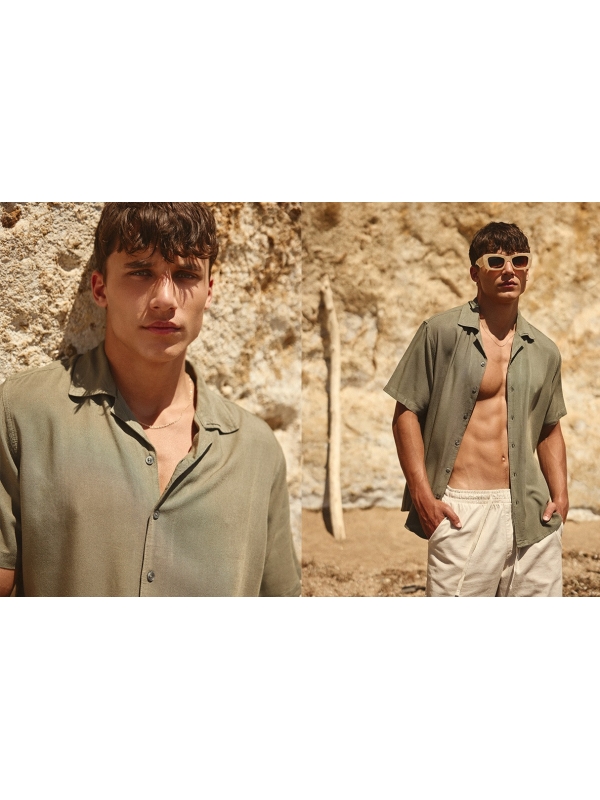  Linen resort shirt khaki