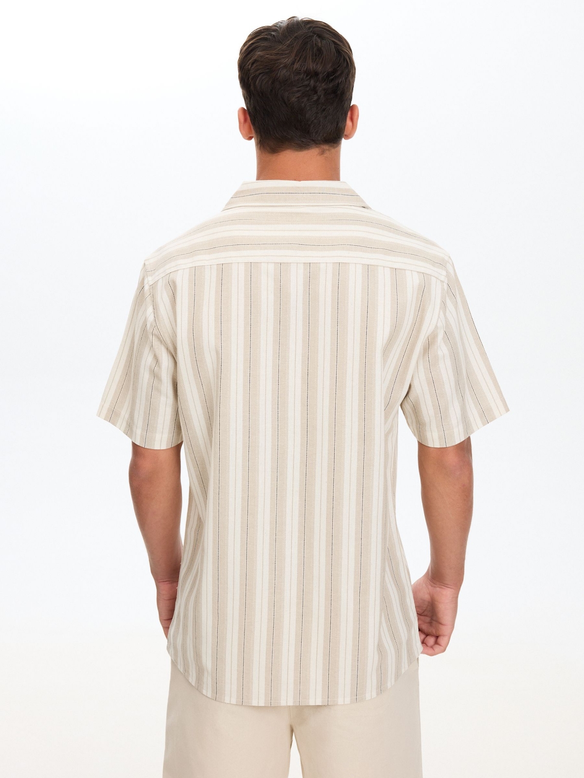 Camisa rayas punto botones crudo vista media trasera
