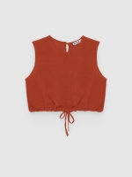 %Pto% Blusa cropped bambula com laços marrom vista frontal