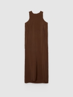 %Pto% Vestido maxi liso con abertura chocolate vista frontal