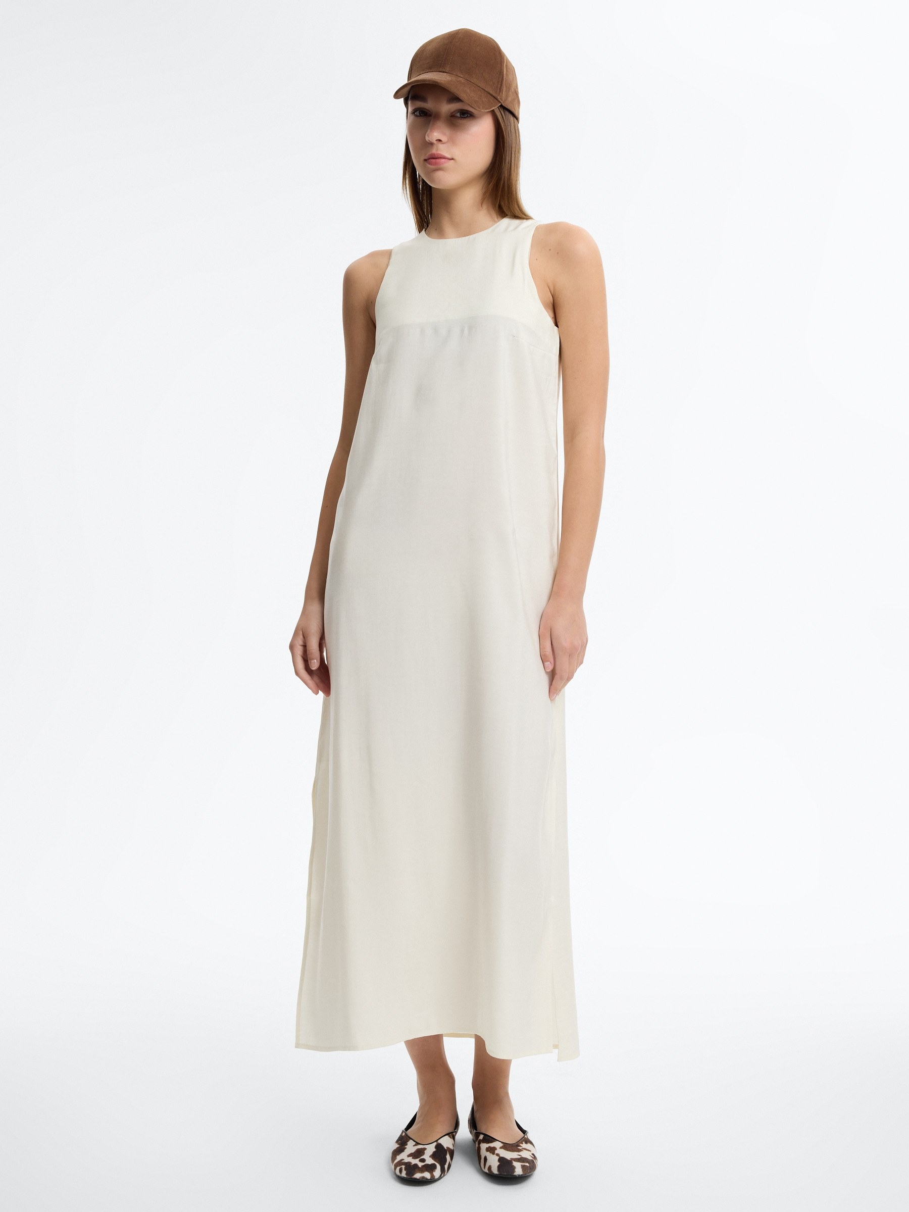 Plain maxi dress with slit off white middle front view