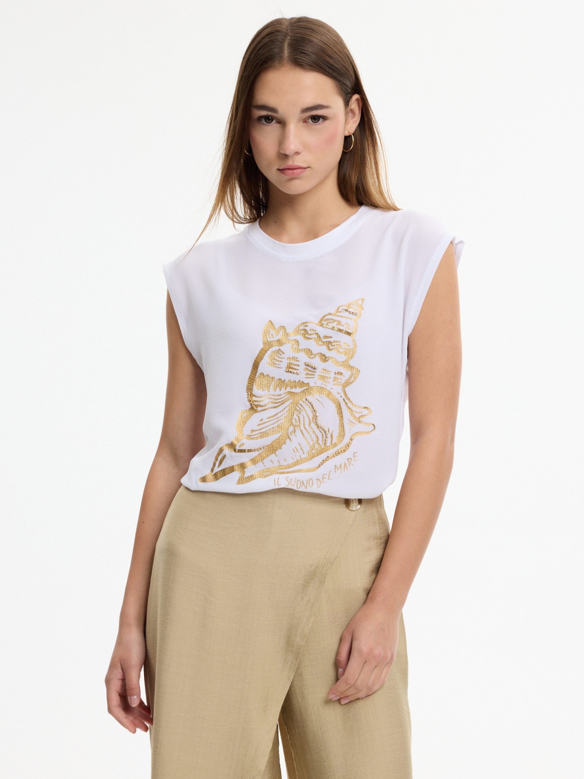 Sleeveless printed textured t-shirt white middle front view