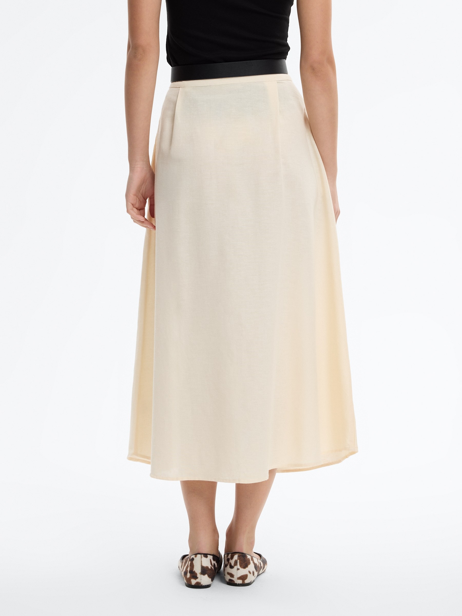 Pleated midi skirt with buttons raw middle front view