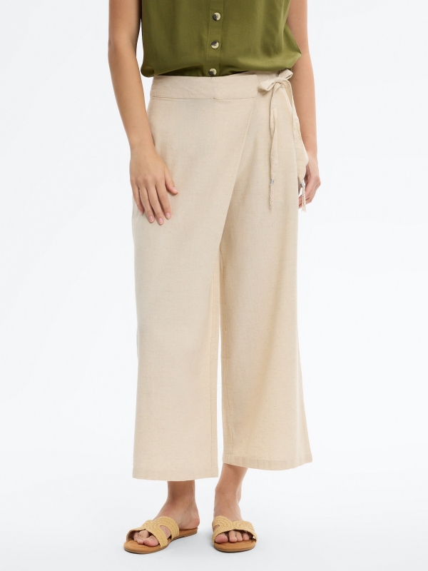 Pantalón coulotte liso de lino crudo vista media frontal