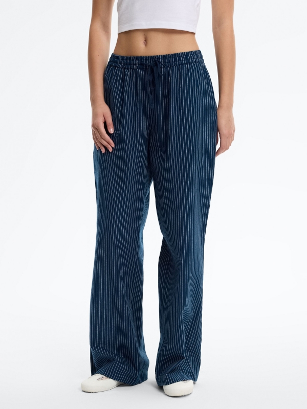 Pantalón wide leg rayas azul eléctrico vista media frontal