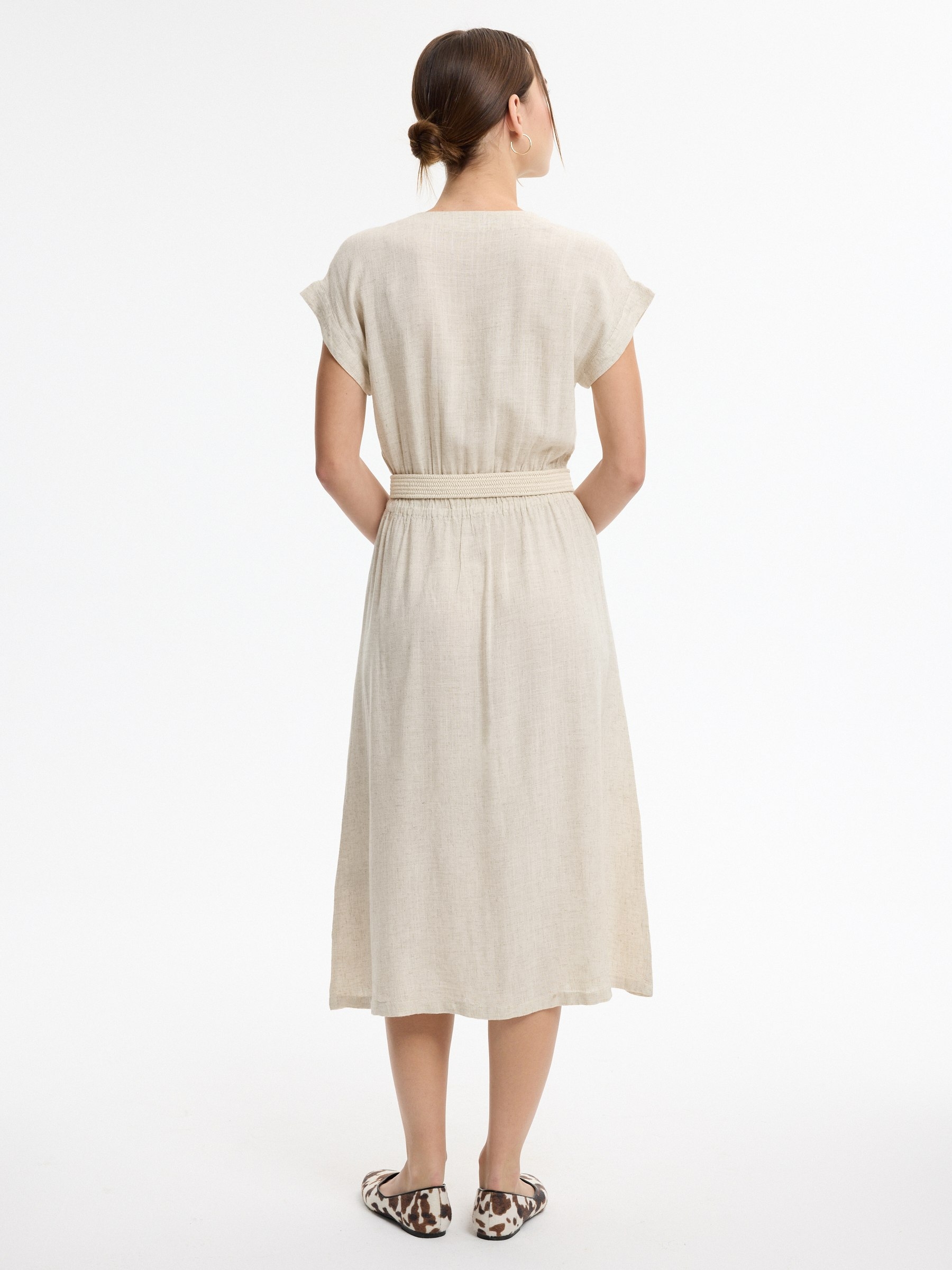 Midi linen dress with placket raw middle front view