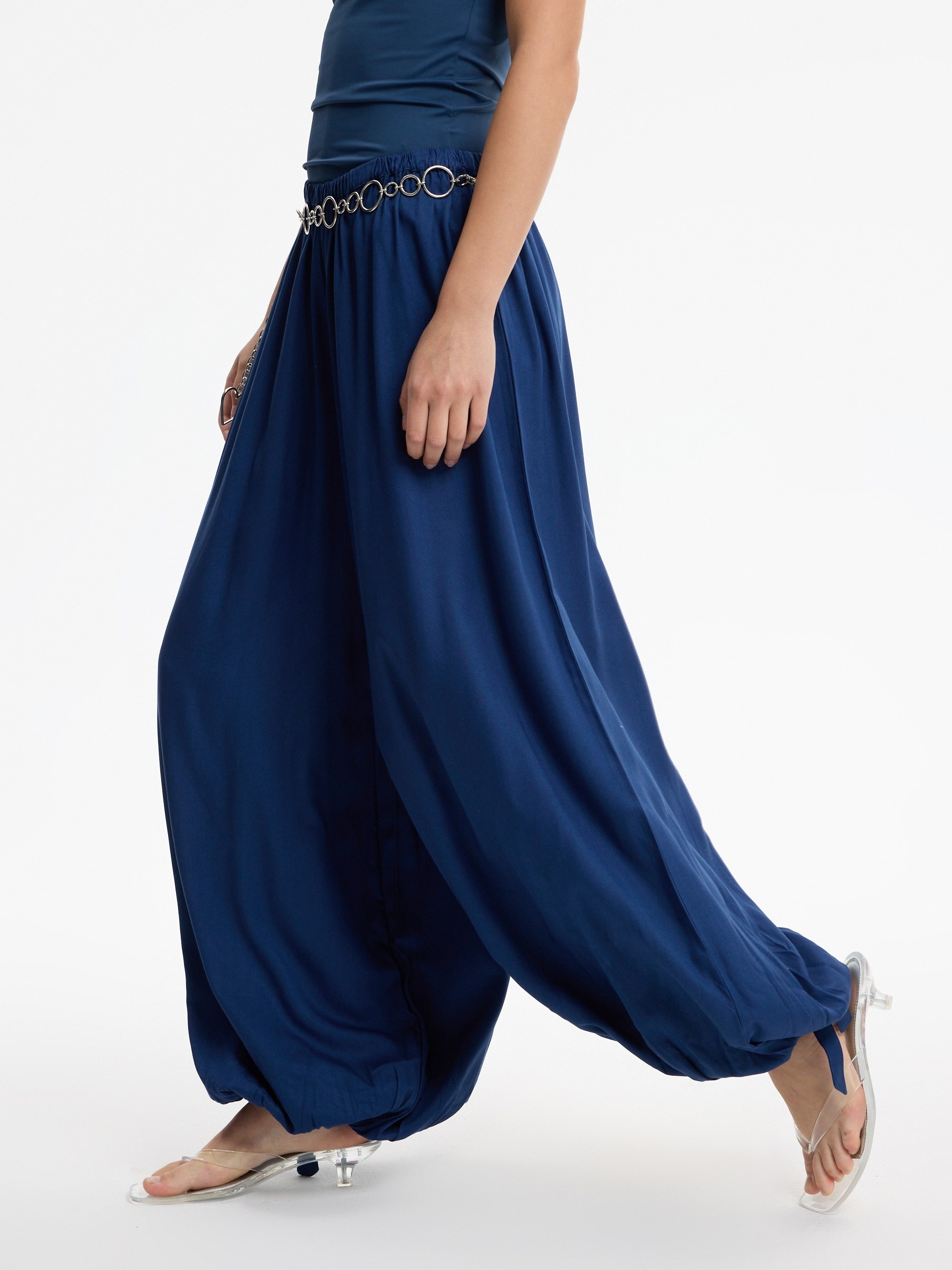 High-waisted baggy pants with bows electric blue front view