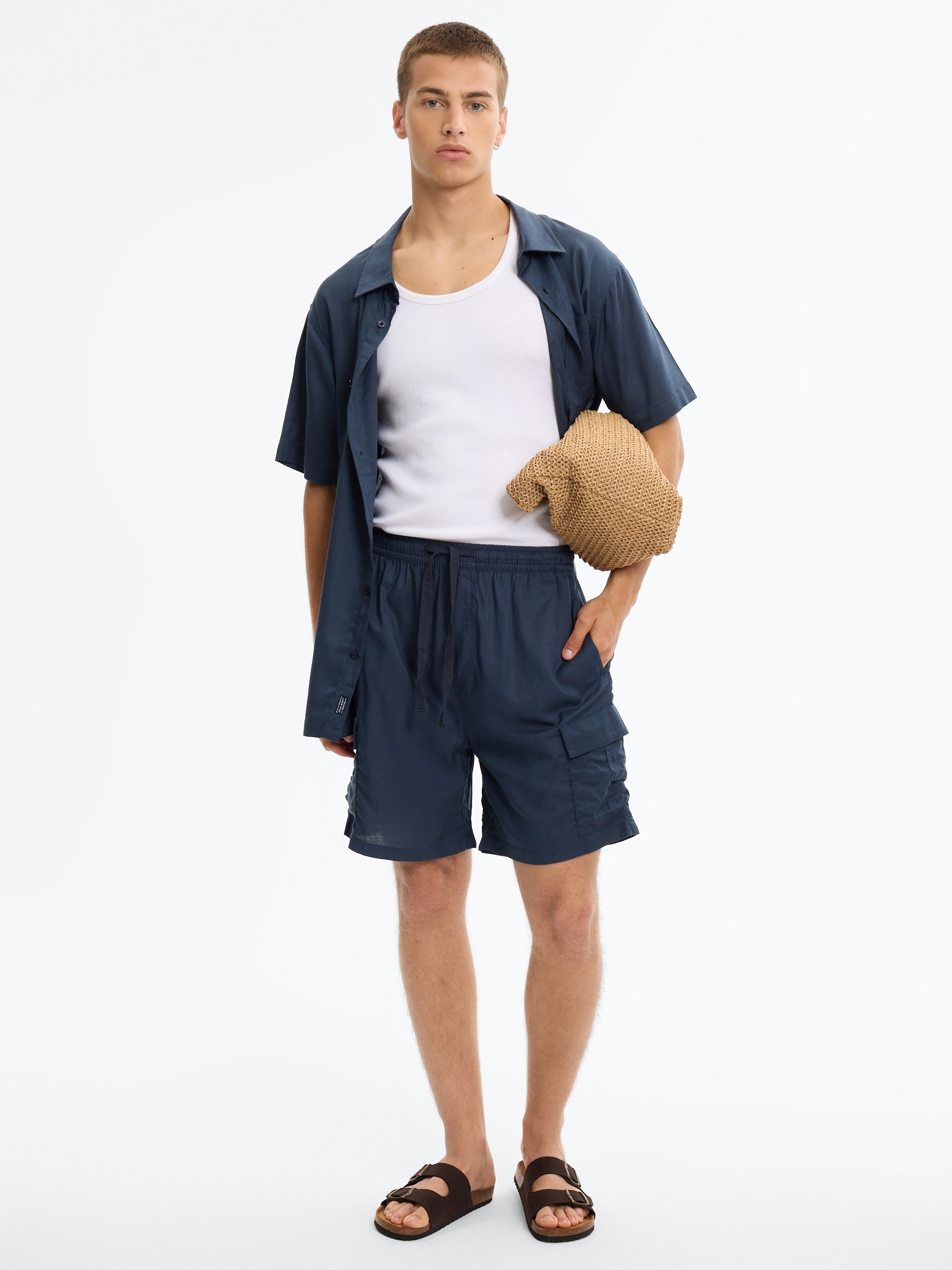 Bermuda cargo jogger navy middle front view