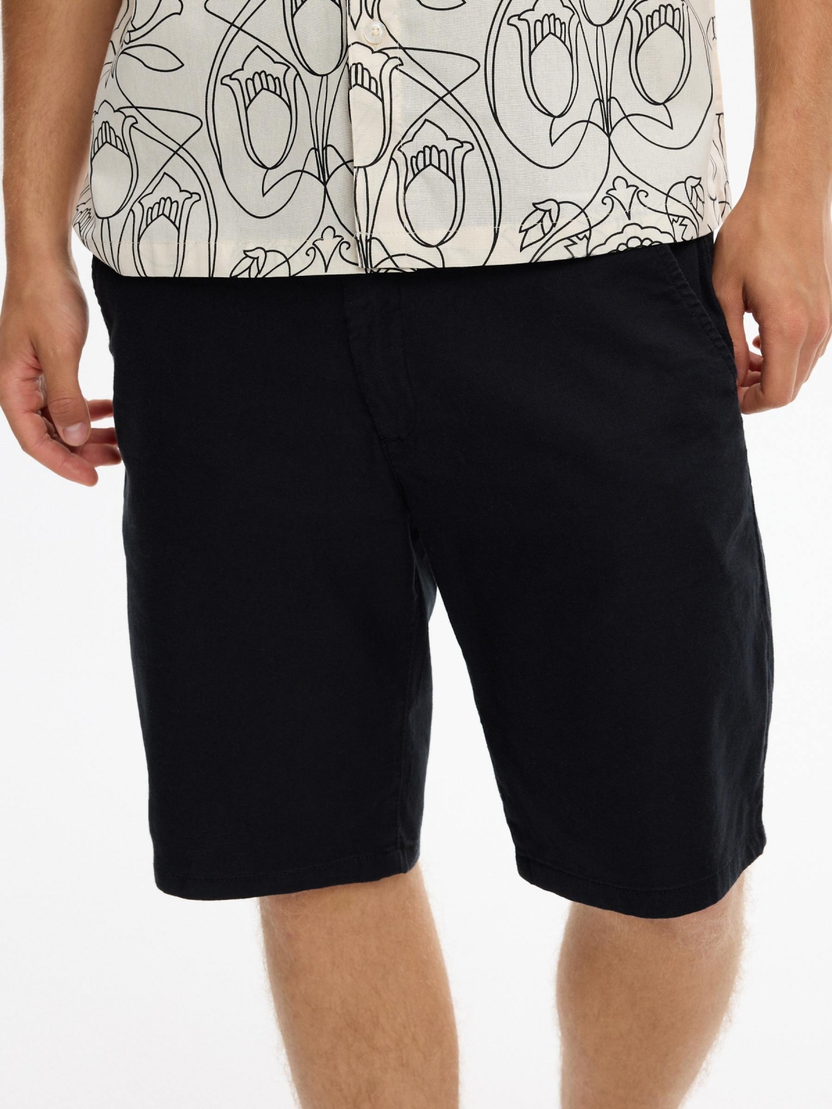 Chino Bermuda black middle back view