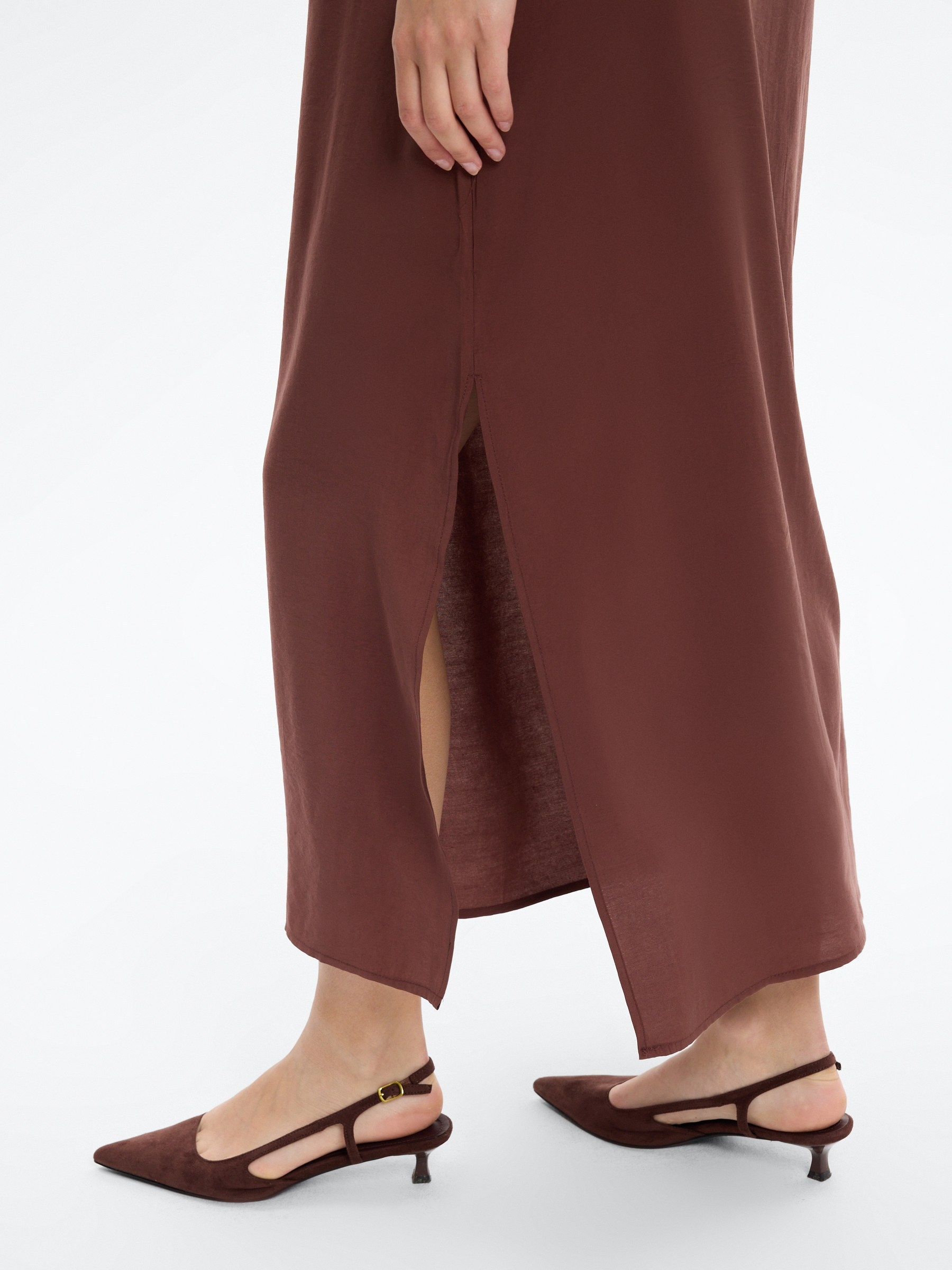  Plain maxi dress with slit chocolate front view