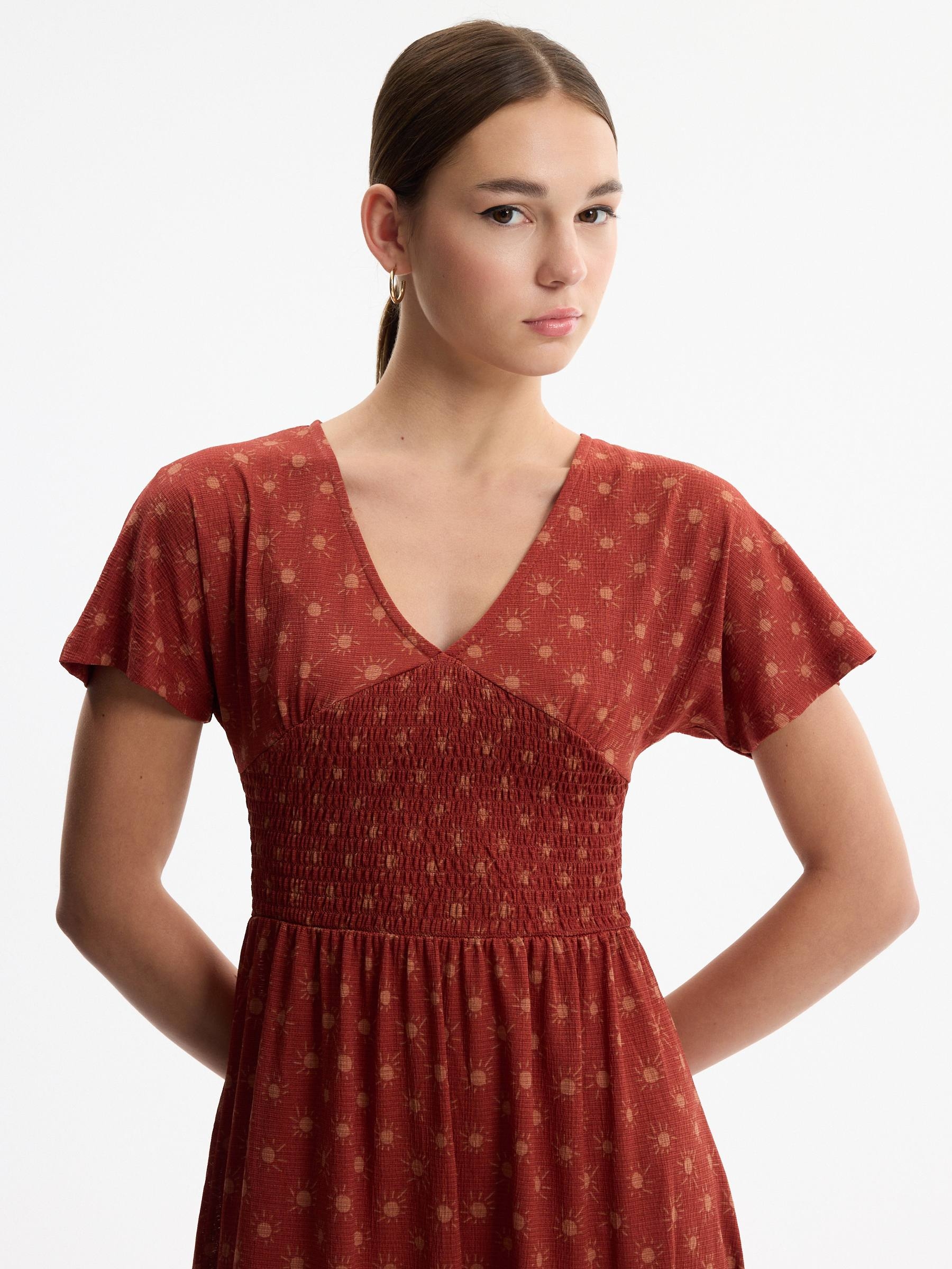 Vestido midi estampado nido abeja teja vista media frontal
