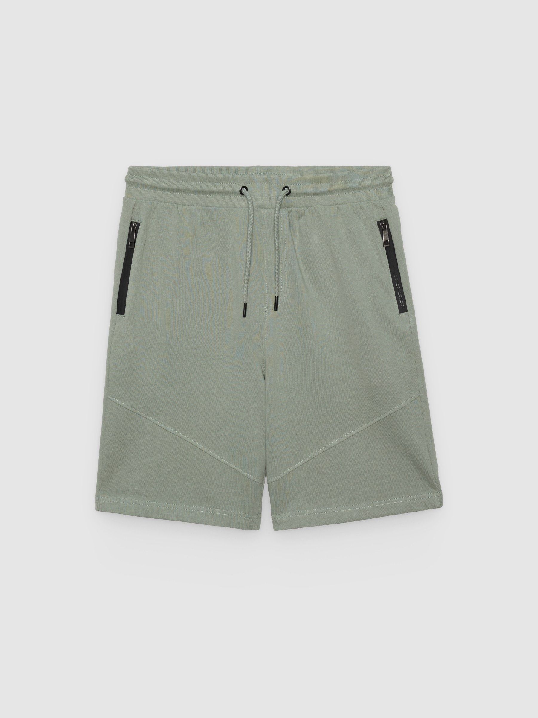 Bermuda jogger de felpa verde vista media frontal