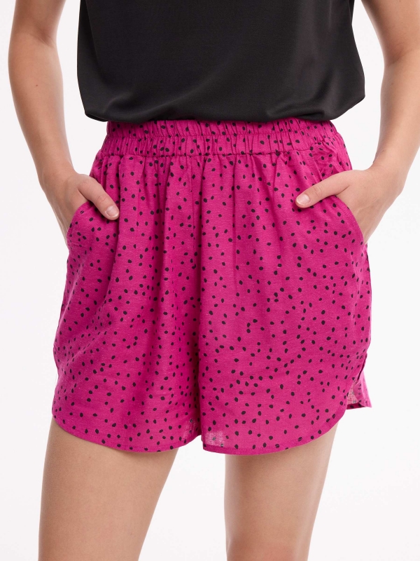 Bermuda fluida estampada lunares multicolor vista media trasera