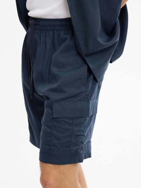Bermuda cargo jogger navy detail view