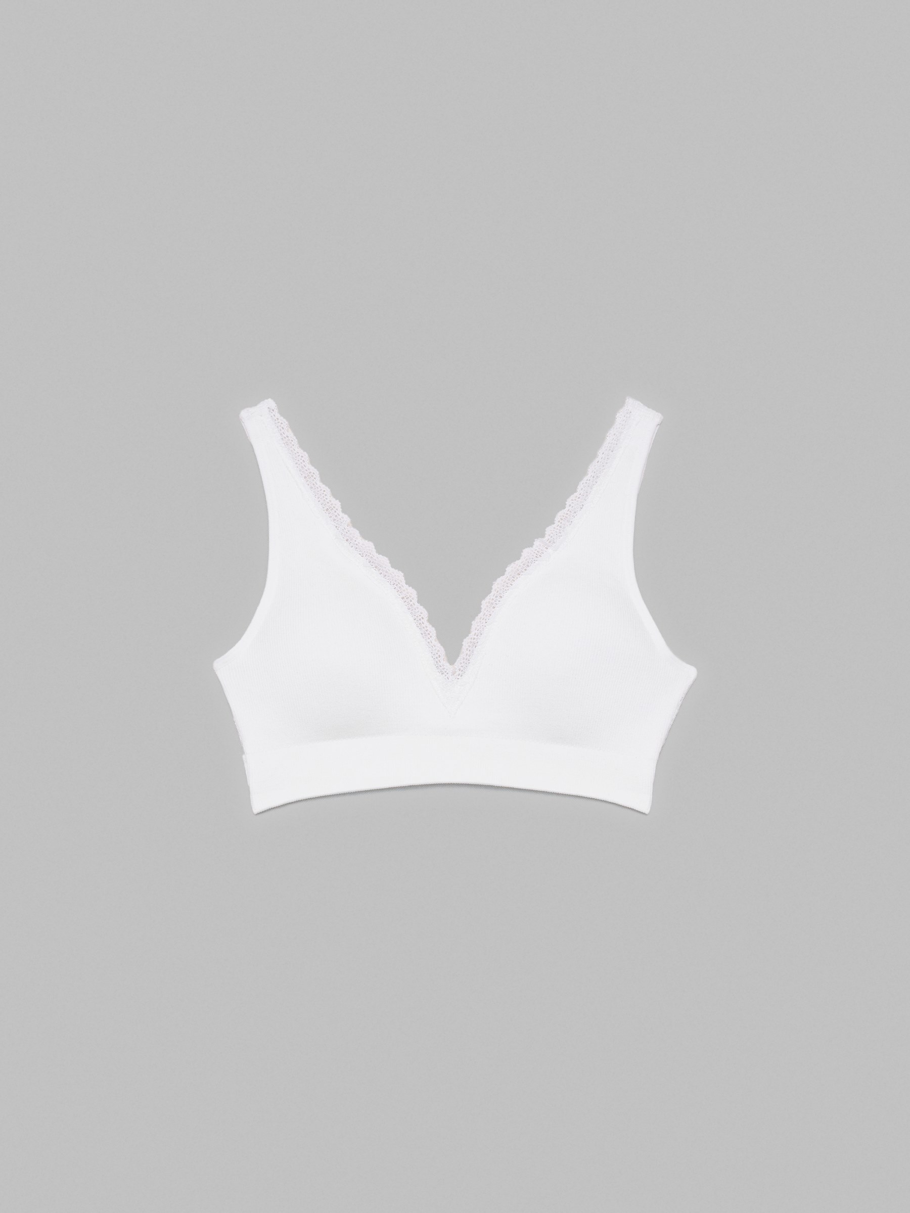 Rib bra with white lace white front view