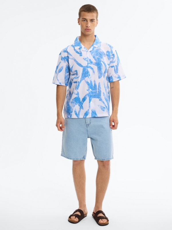 Oversized short-sleeve floral shirt white front view