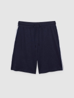 %Pto% Bermuda jogger com bandas laterais azul marinho vista frontal