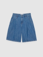%Pto% Bermuda jeans cintura alta com pregas azul vista frontal