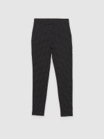 %Pto% Pantalón elástico con cremallera negro vista frontal
