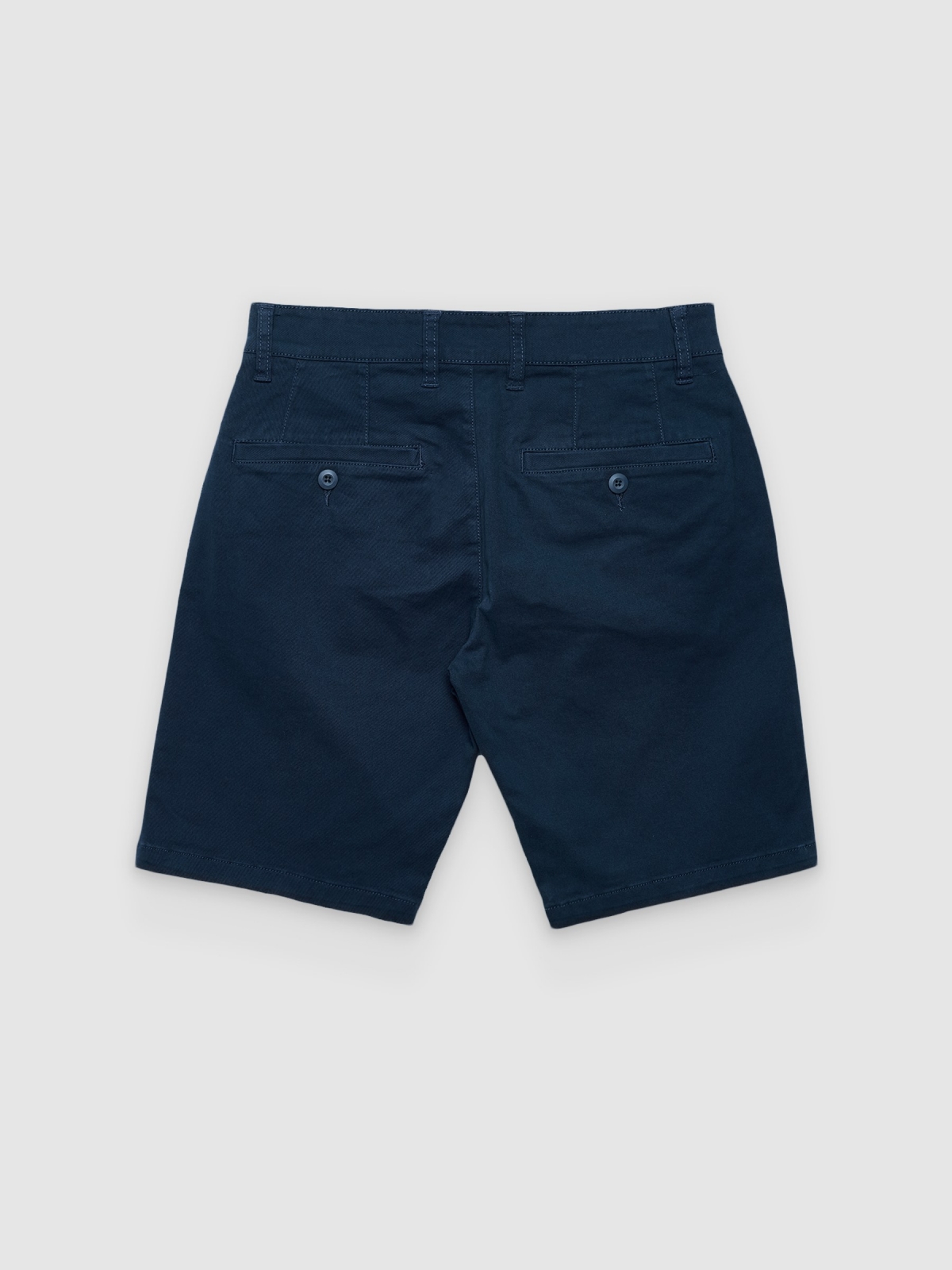 Bermuda Chino casual azul petróleo vista traseira