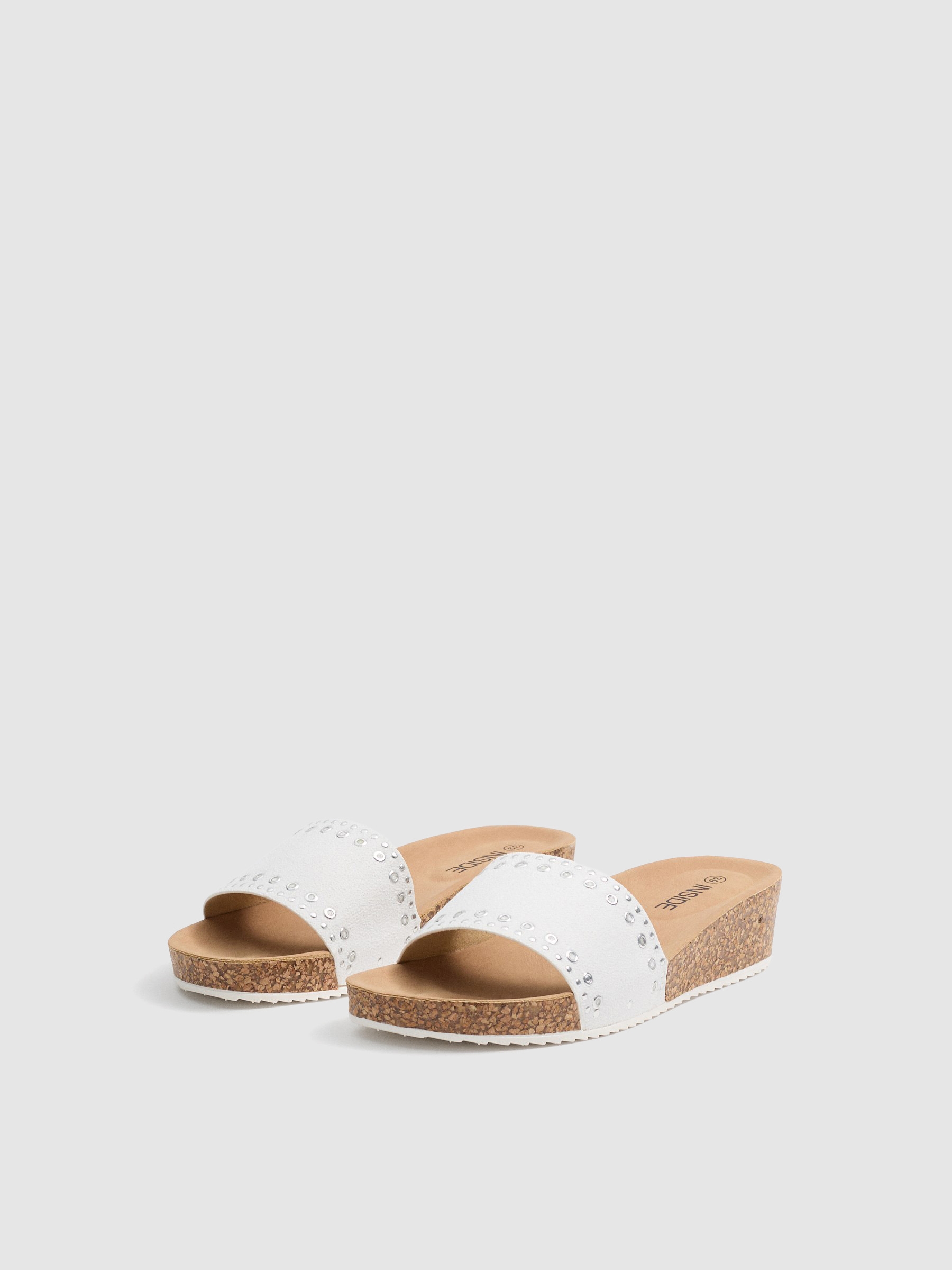 Cunhas brancas tachas branco