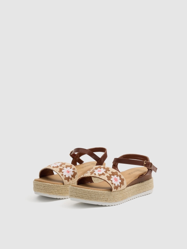 Crochet wedge sandals flowers sand 45º front view