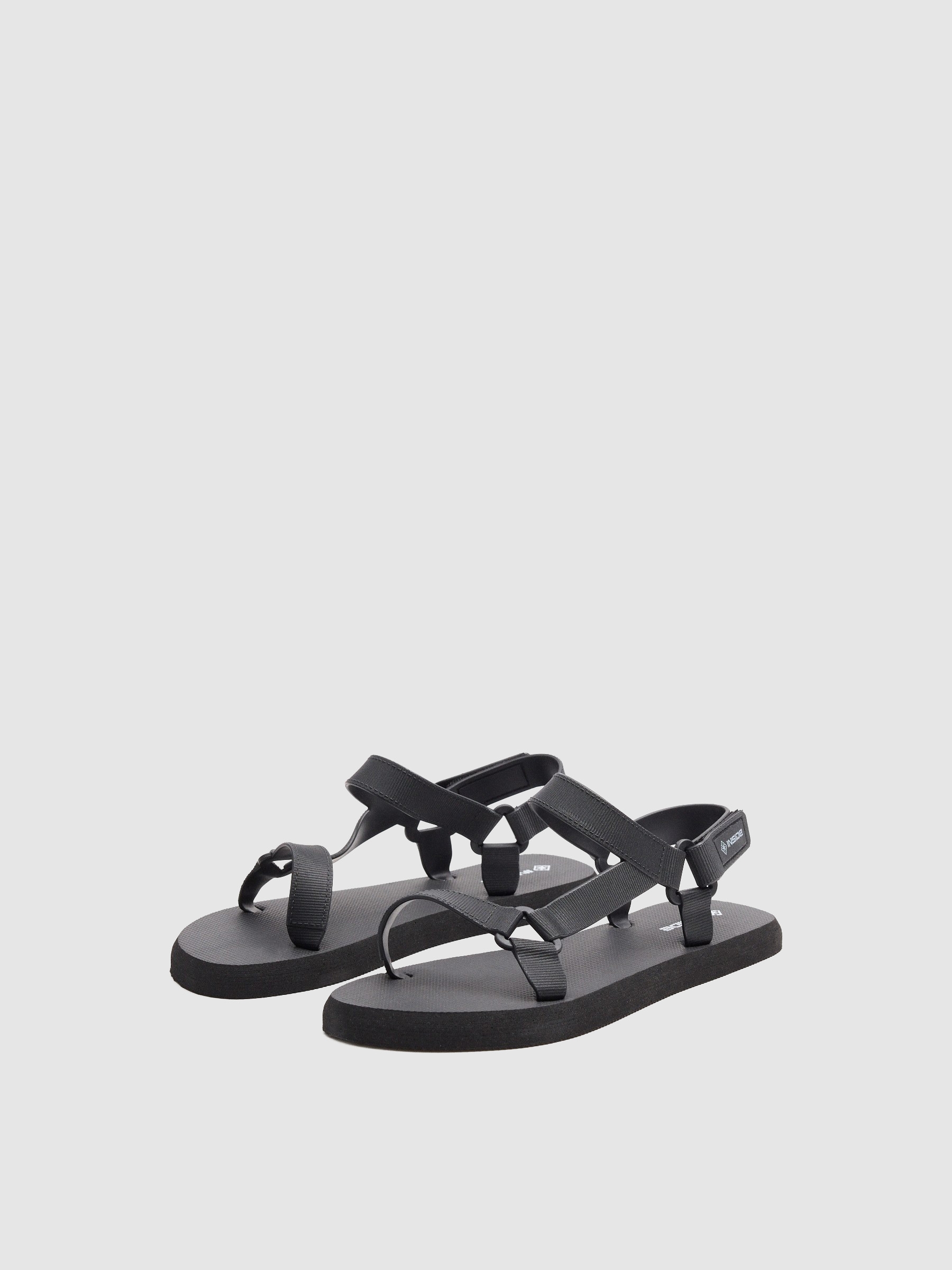 Sandalia tiras velcro negro vista cenital