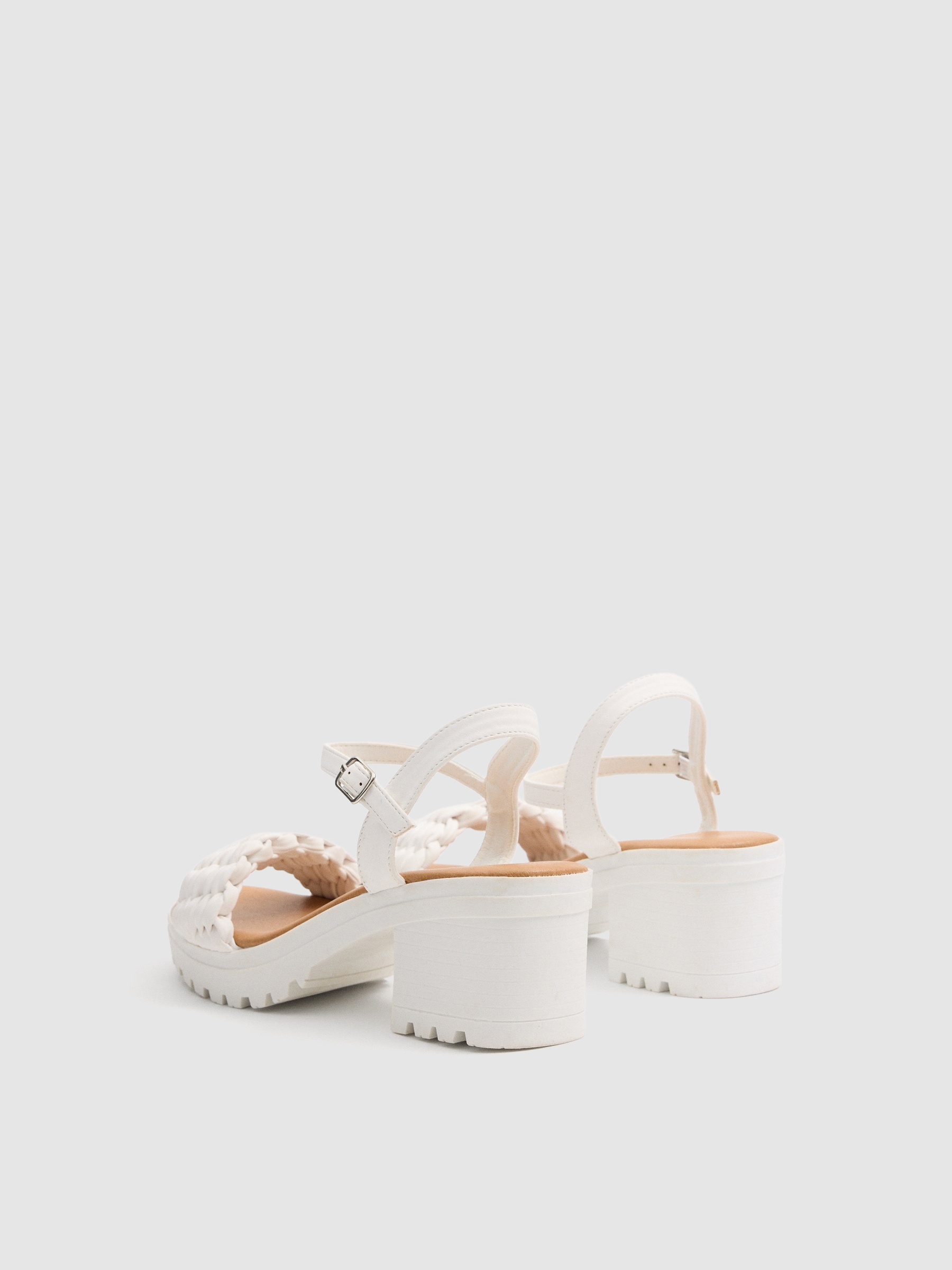 Sandalias plataforma tira trenzada blanco