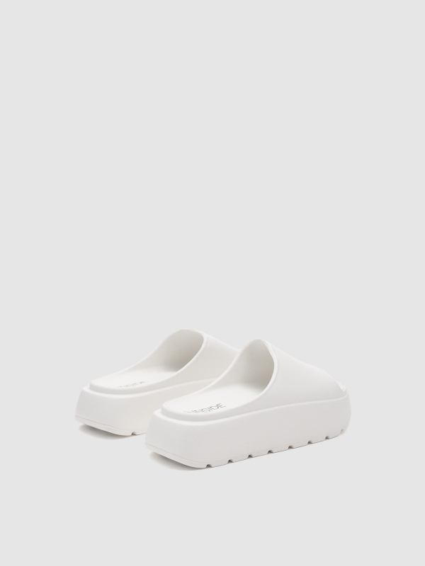 Platform shovel sandal white 45º front view
