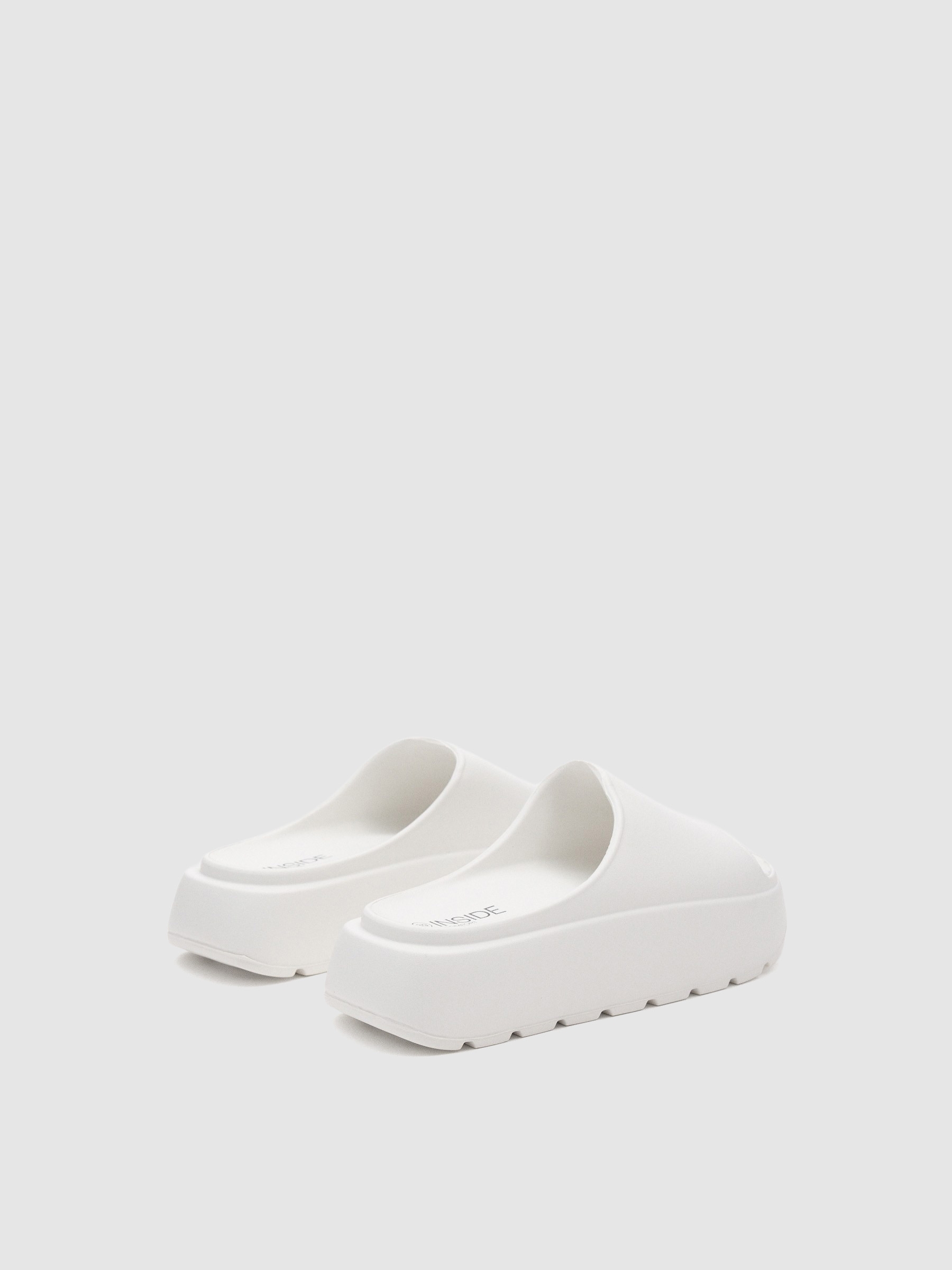 Platform shovel sandal white zenithal view