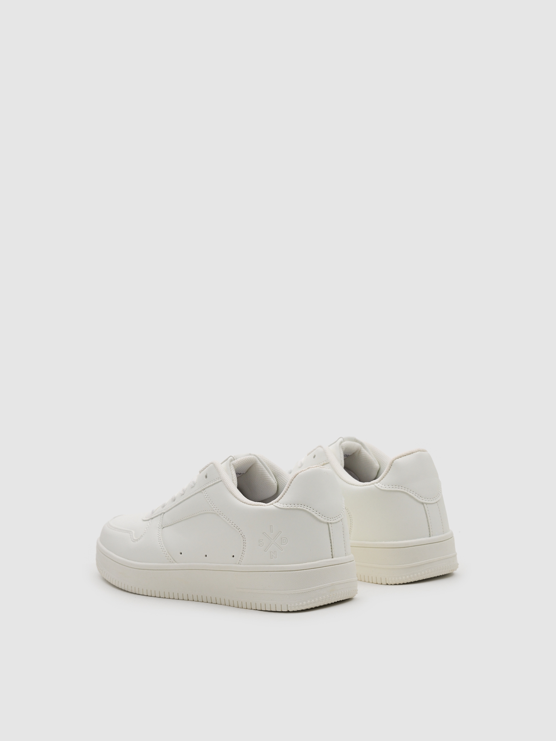 Sapato casual combinado básico branco