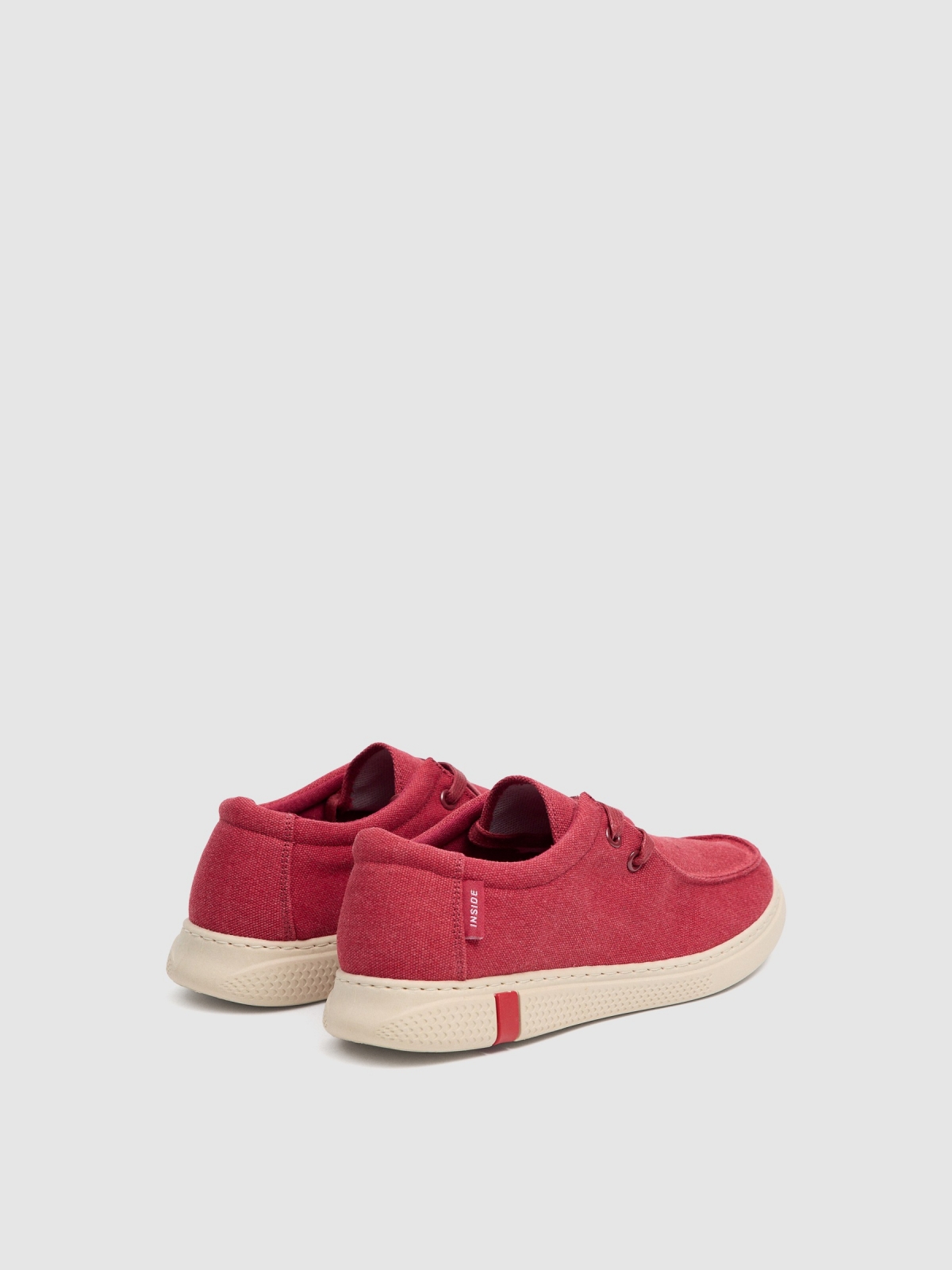 Sapato wallabee vermelho vista traseira 45º