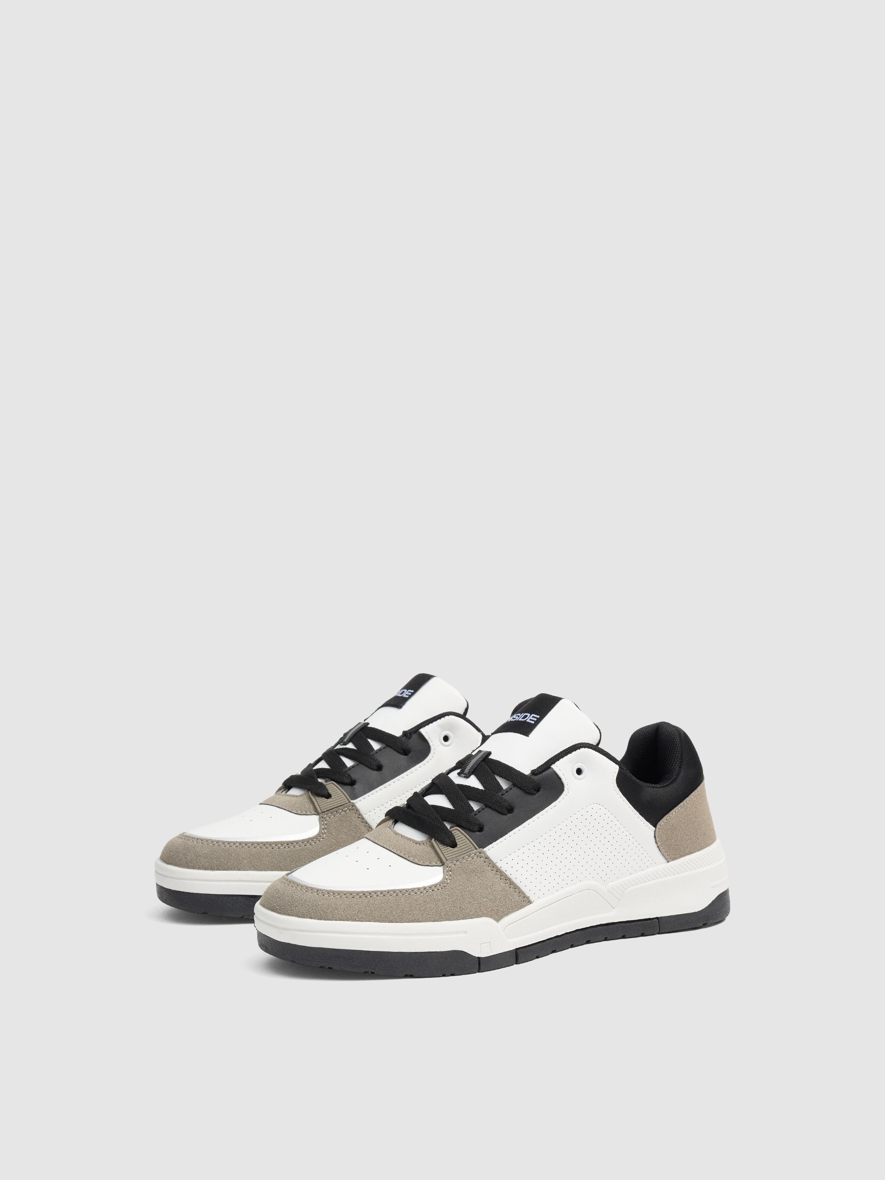 Combined low-top skater sneakers white profile view