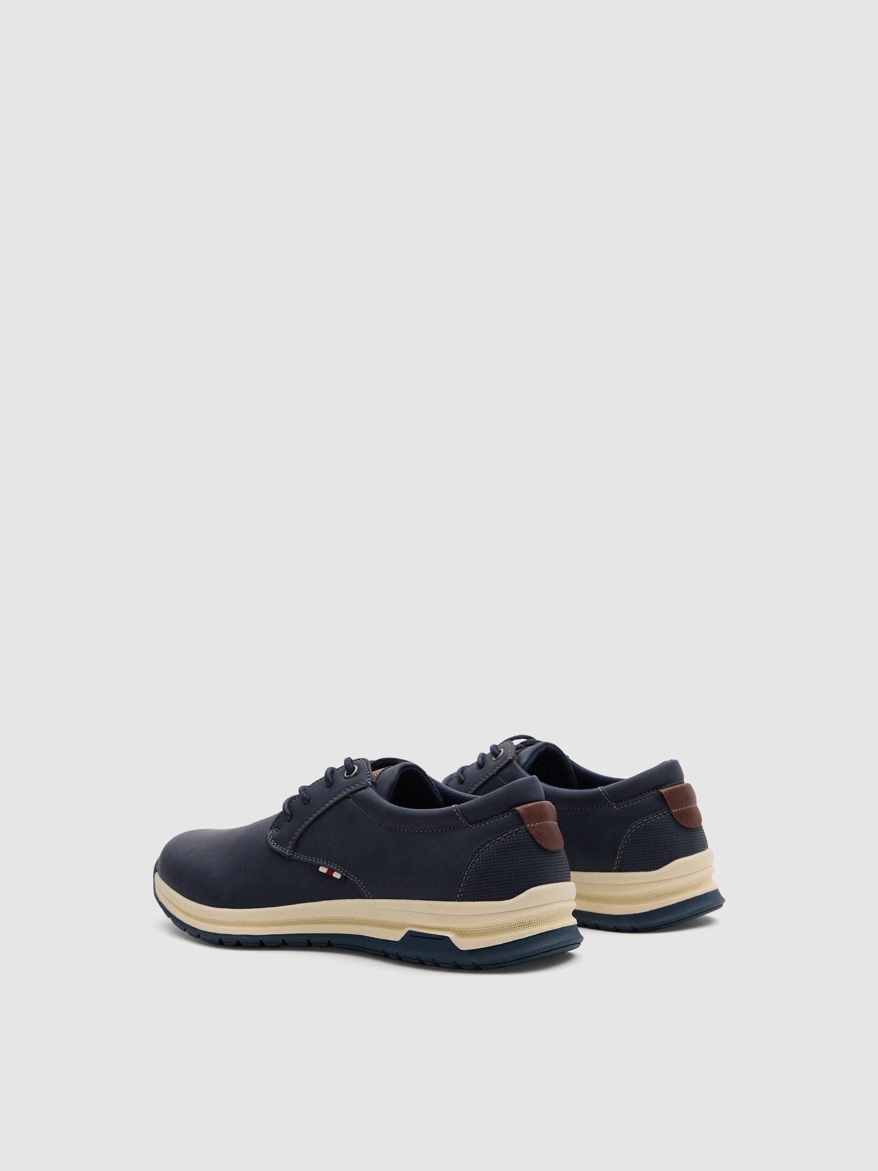 Classic blue sports shoe navy
