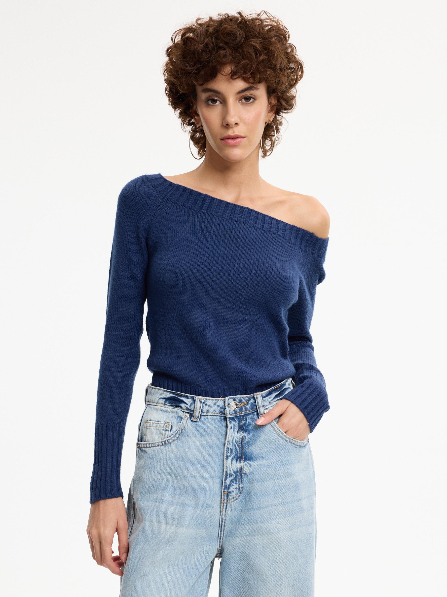  Marbled boat sweater navy front view