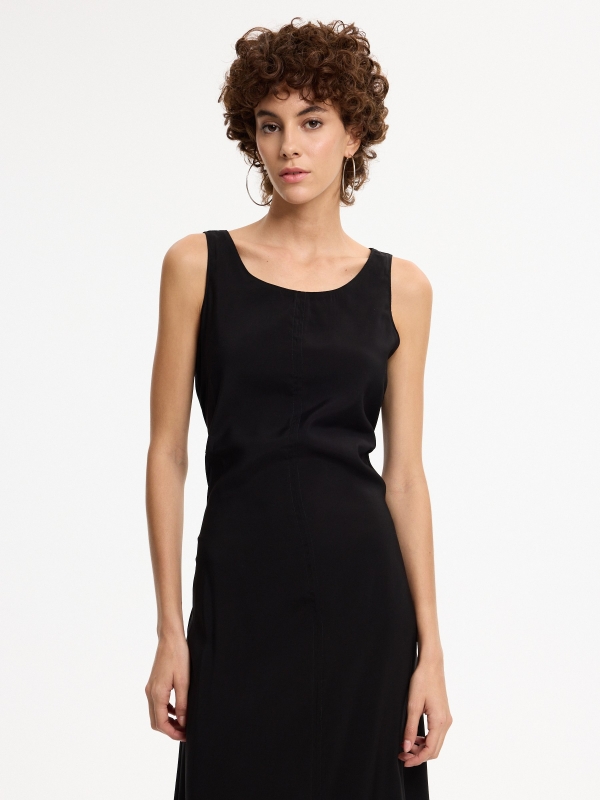 Maxi dress with cut-out back black front view
