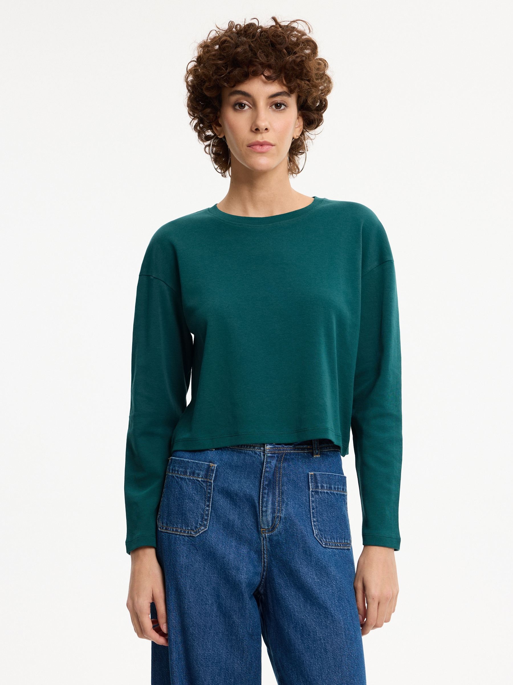 Basic cotton long-sleeve T-shirt emerald middle front view