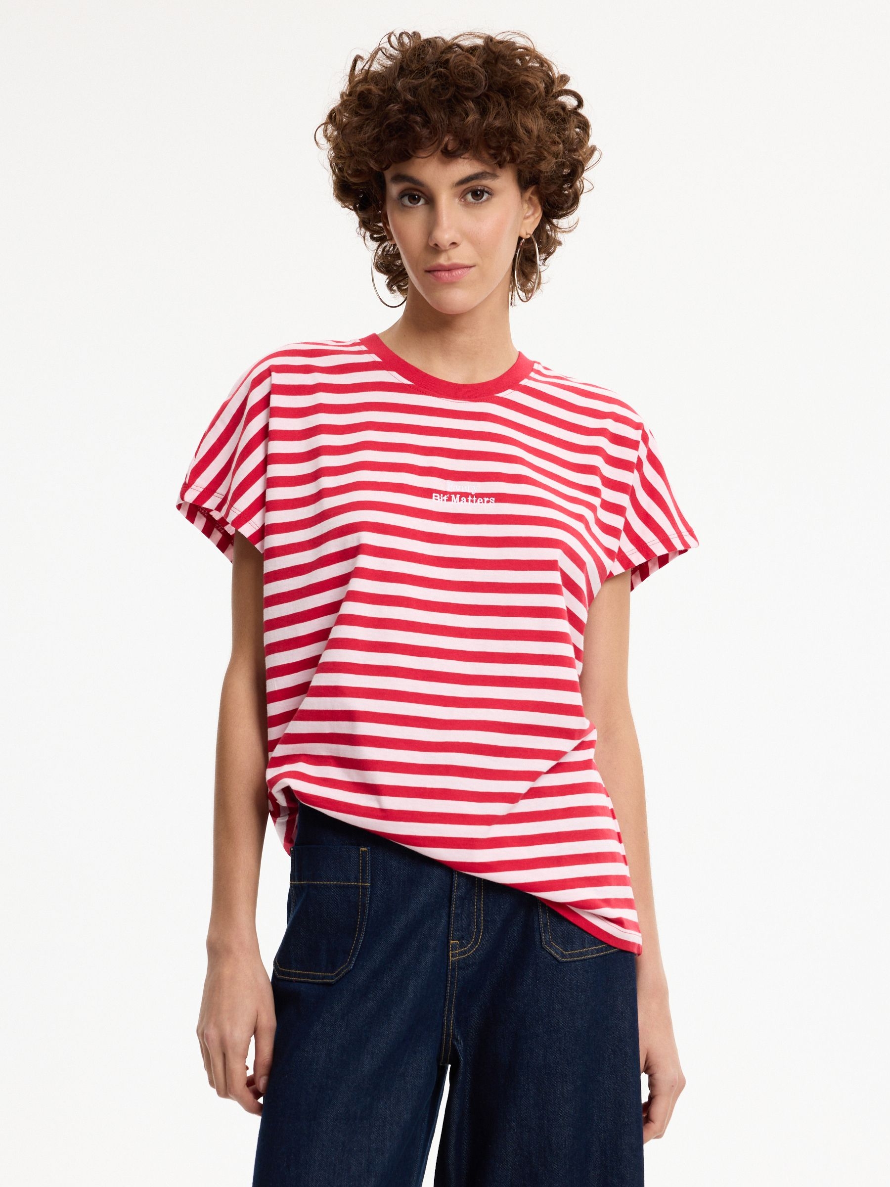 Oversized striped T-shirt carmine middle front view